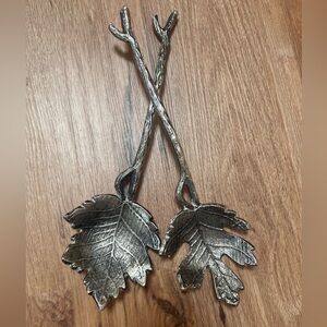 Silvertone salad tools